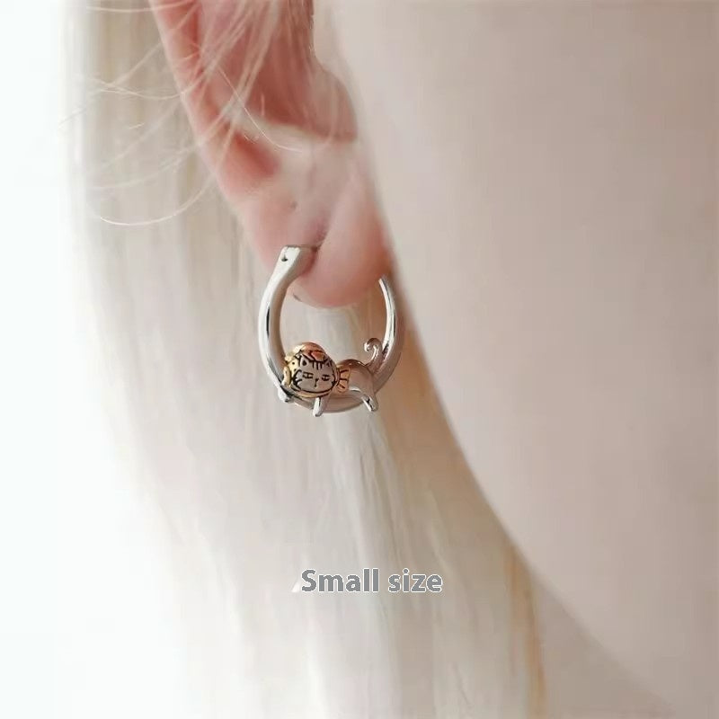 Cute And Graceful Broken Cat Earrings Niche