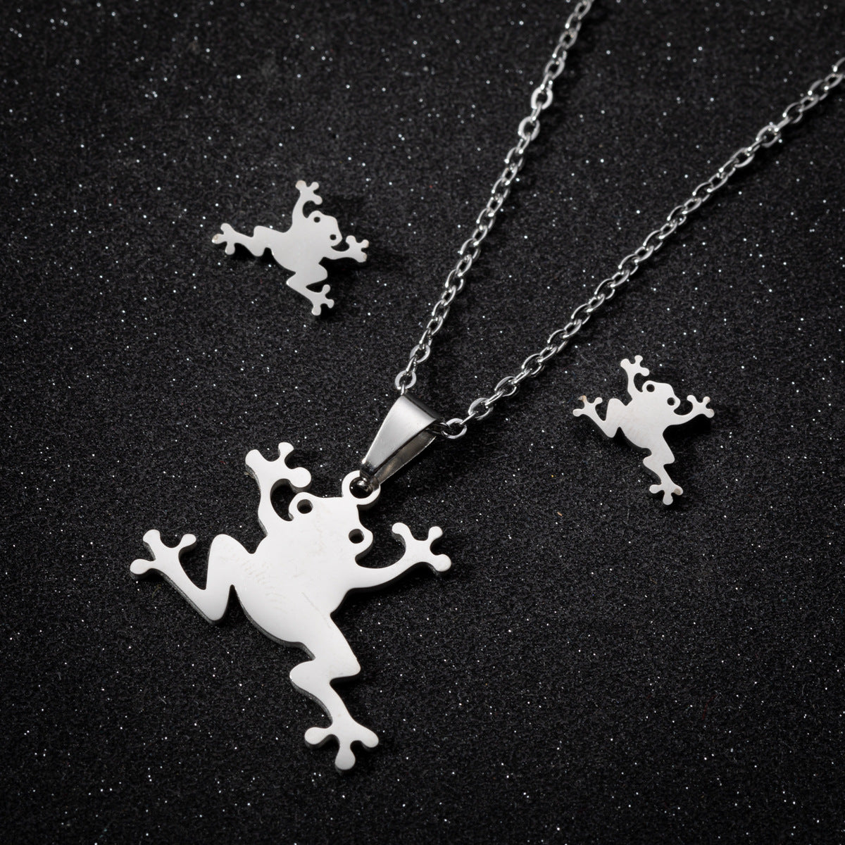 Creative Mori Cartoon Frog Earrings Necklace Jewelry Suit