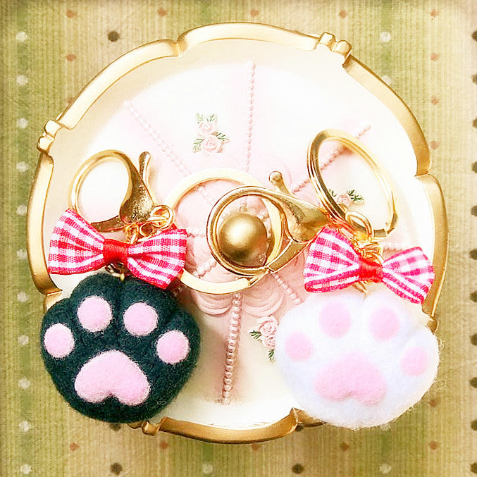 Cute cat paw material package