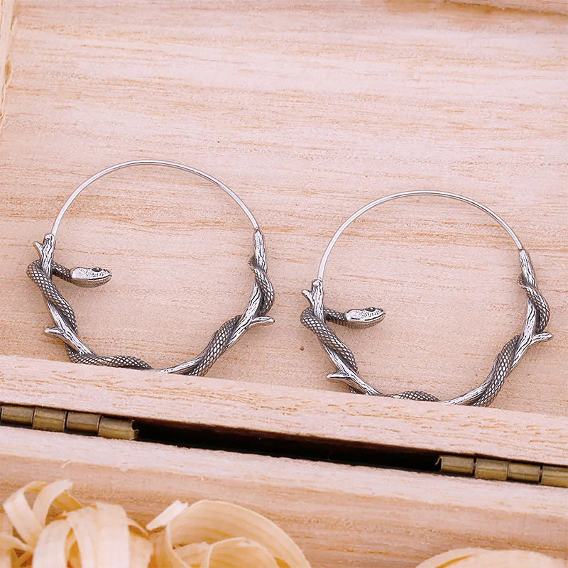 Women's Temperament Personalized Round Ring Animal Snake Earrings