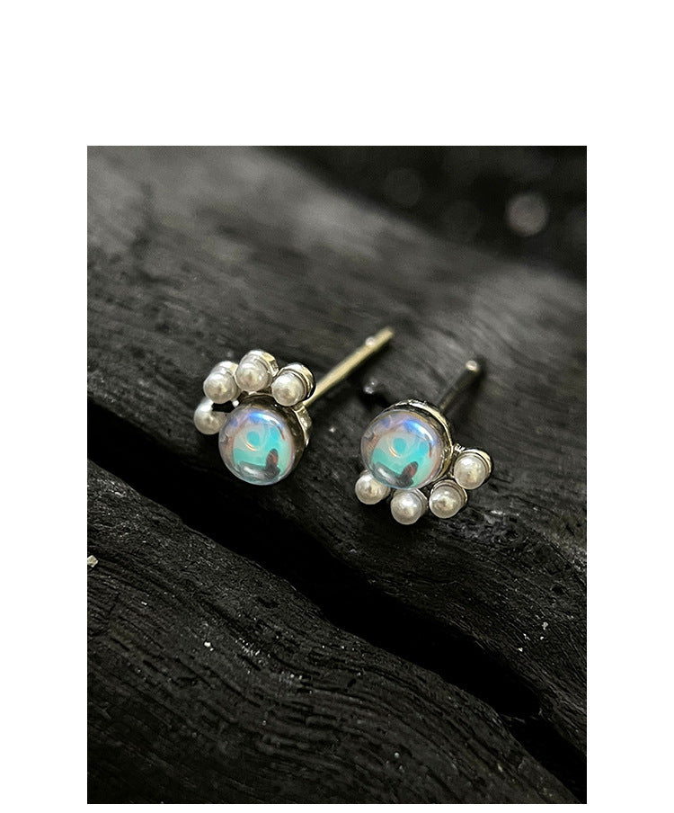 Colorful Cat's Paw Stud Earrings Female Cartoon