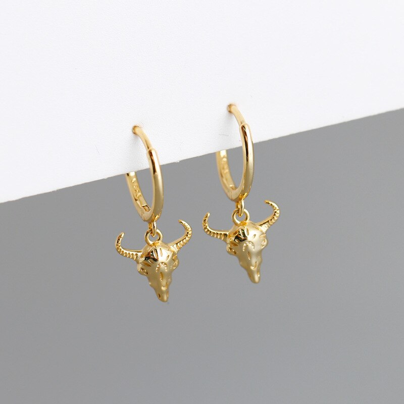 Circular S925 sterling silver ox head earring pendant
