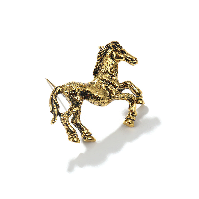 Retro Cute Wooden Horse Brooch Cartoon Small Accessories