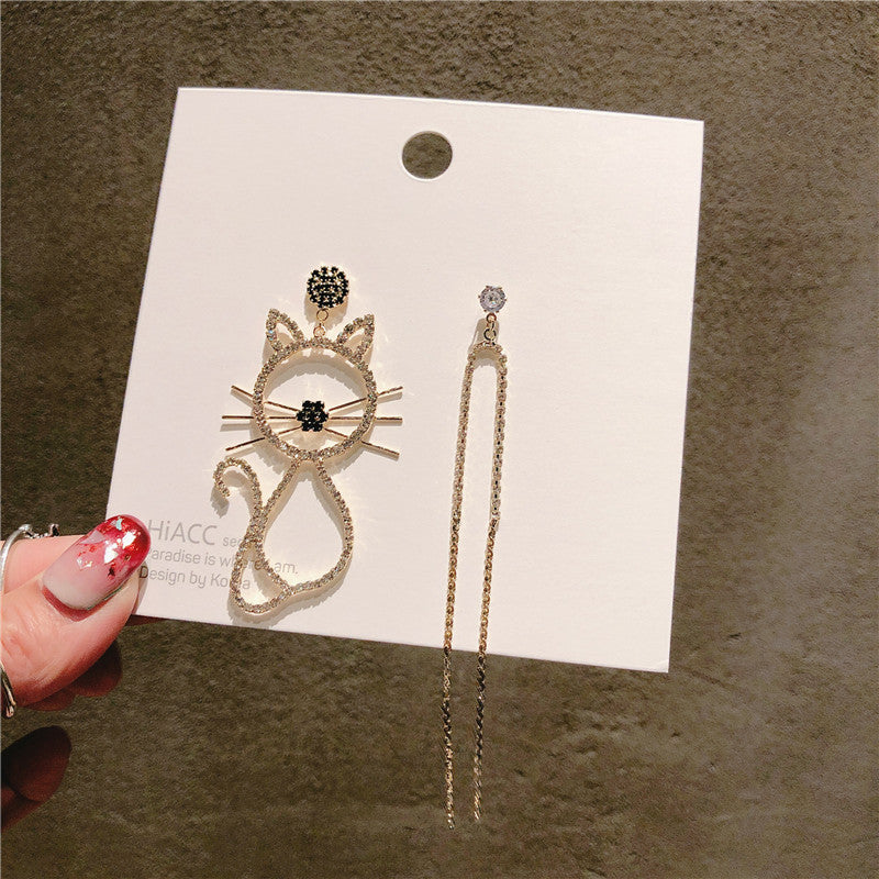 Asymmetrical Cat Earrings Personality Cute Animal Earrings