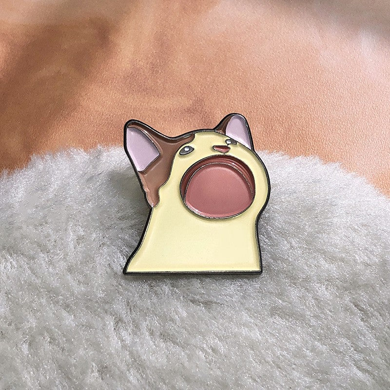 Flame Frog Small Yellow Duck Frog Shape Irregular Alloy Brooch