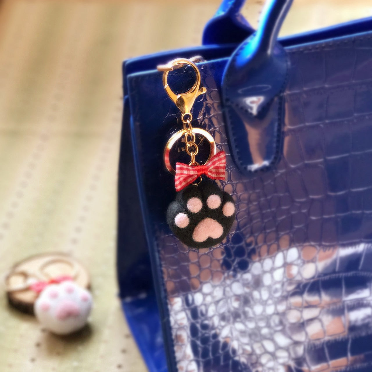 Cute cat paw material package