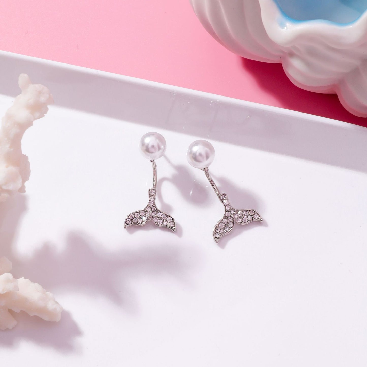 TV series with the same flash drill Dolphin fishtail earrings Pearl Mermaid earrings jewelry gift