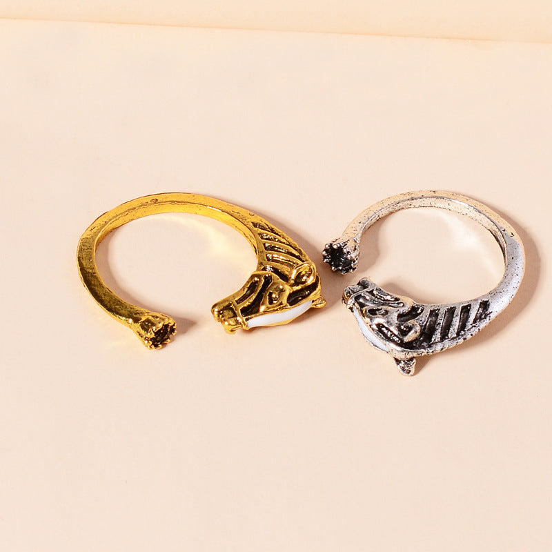 Flash Diamond Dripping Horse Head Ring