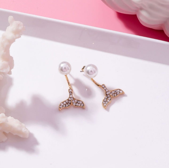 TV series with the same flash drill Dolphin fishtail earrings Pearl Mermaid earrings jewelry gift