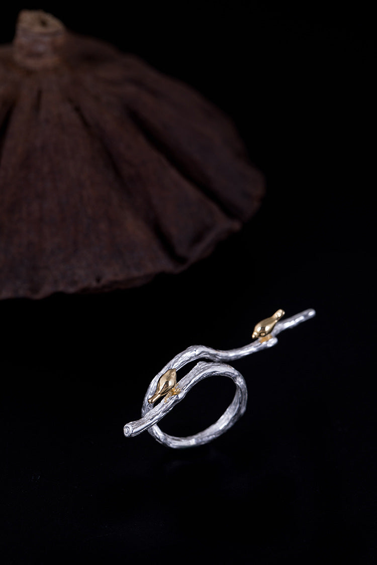 Animal bird ring with adjustable mouth