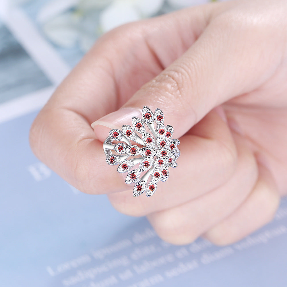 Peacock Screen Inlaid Zirconium Diamond Animal Ring