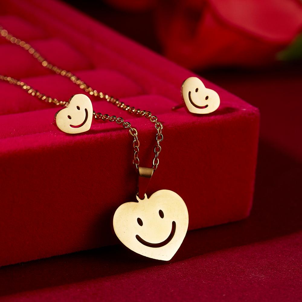 Smiley face Earring Set Fashion versatile clothes Pendant