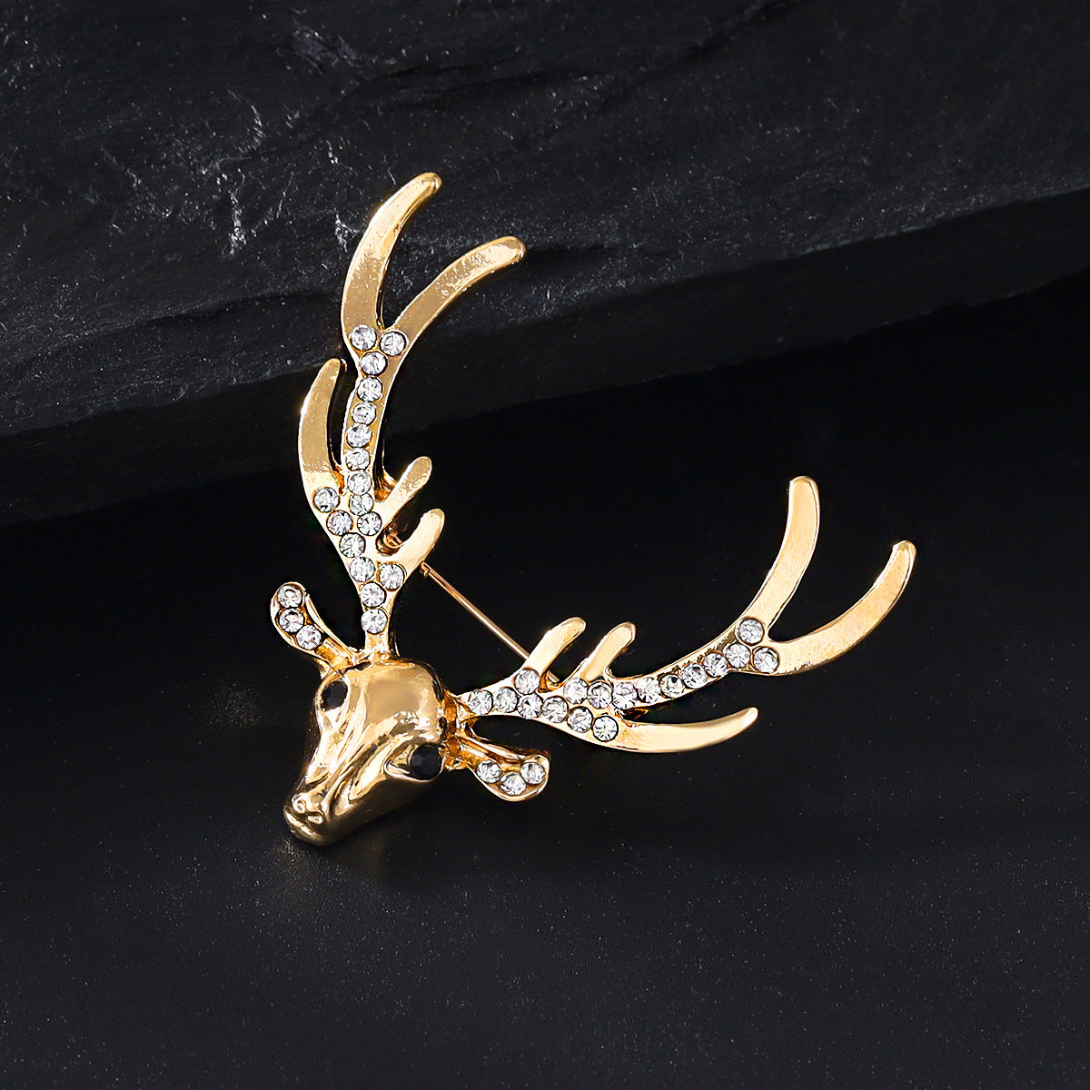 Simple High Sense Men's Brooch