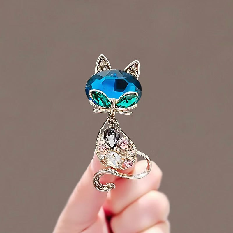 High-end Diamond-inlaid Metal Alloy Brooch