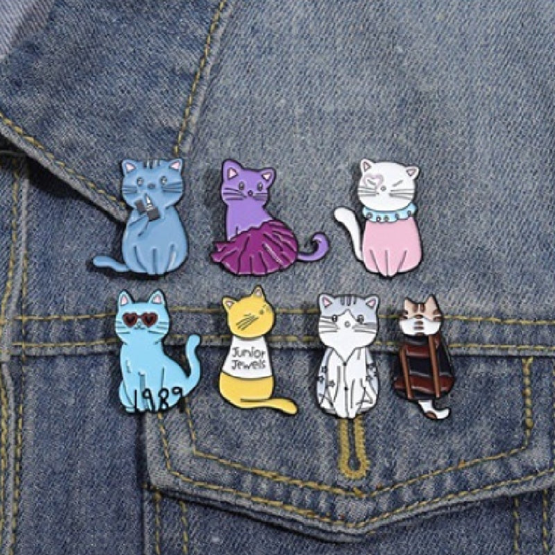 Creative Cartoon Strawberry Fruit Shape Brooch