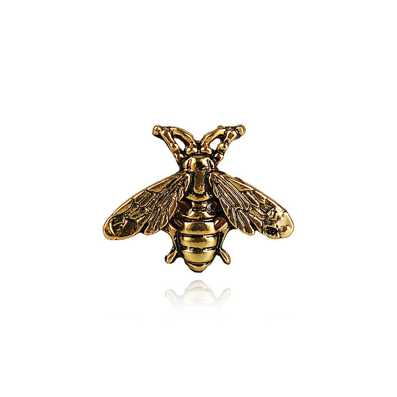Retro Style Old Gold Bee Small Brooch Anti-lighting Buckle Metal Small Pin