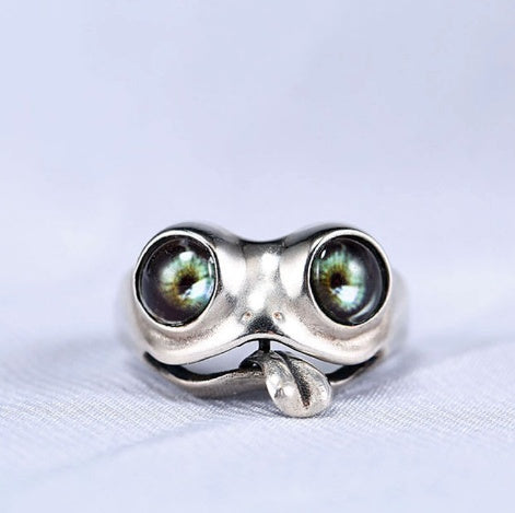 Alloy Big Eyed Frog Adjustable Animal Ring