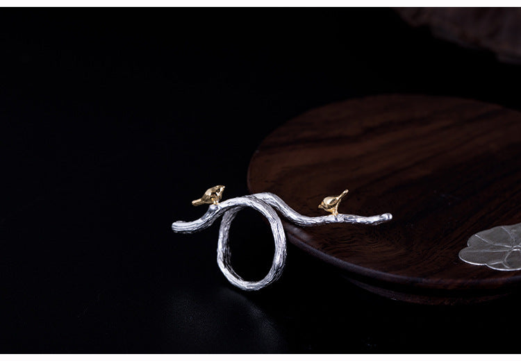 Animal bird ring with adjustable mouth