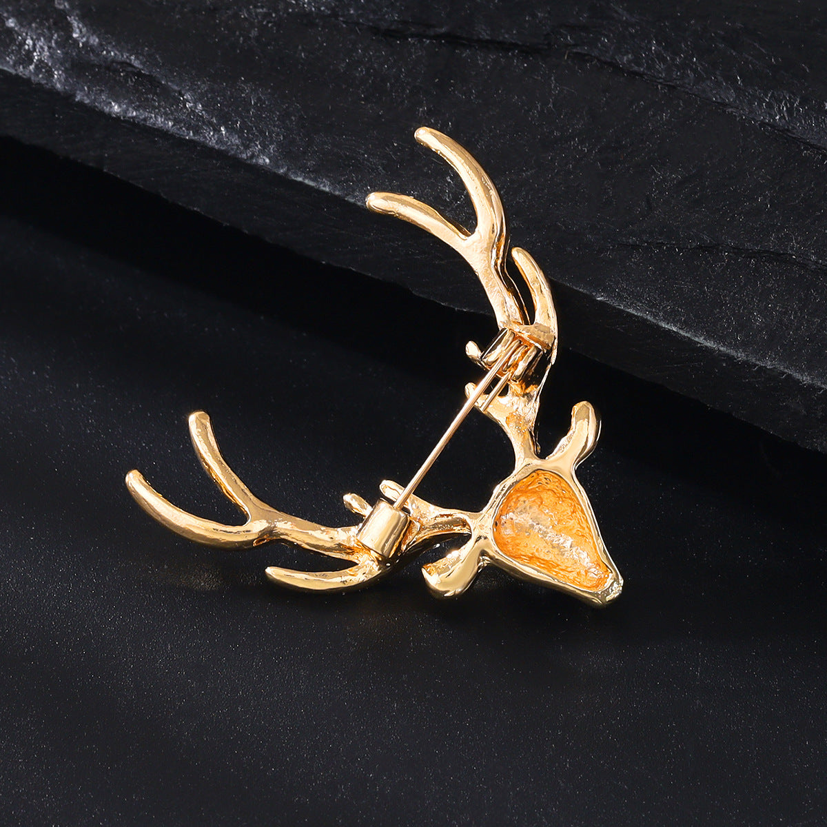 Simple High Sense Men's Brooch