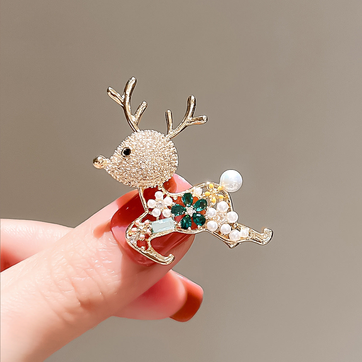 Cute Deer Brooch High-end Elegant And Versatile Exquisite