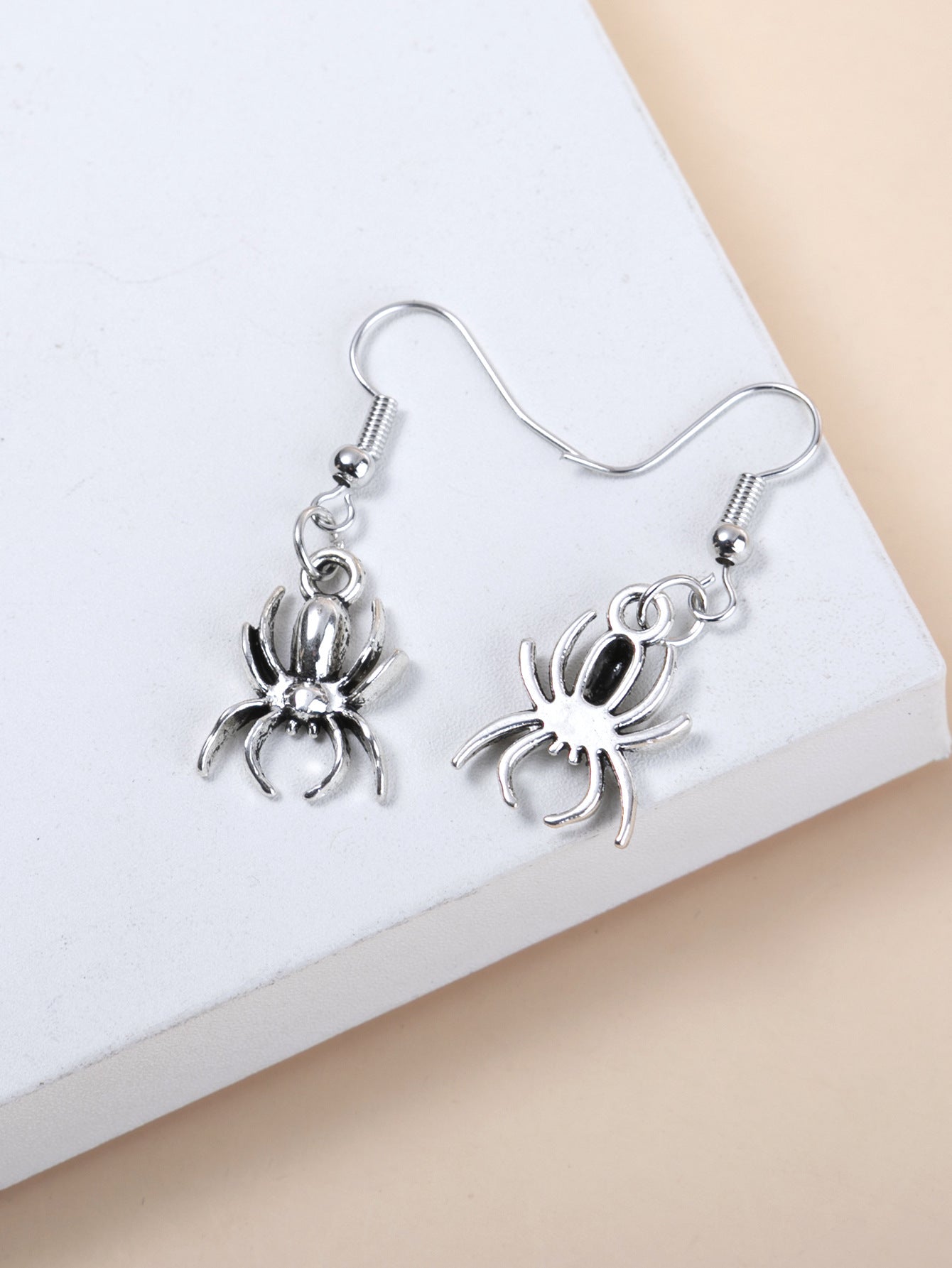 Cartoon Alloy Insect Animal Spider Retro Simple Pendant Earrings