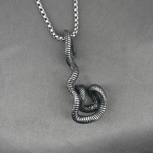 Jewelry Cobra Men's Titanium Steel Necklace