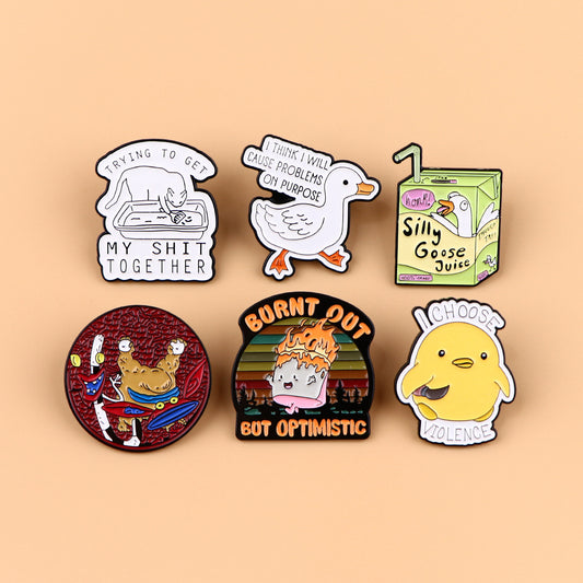 Creative Animal Quotation Alloy Brooch