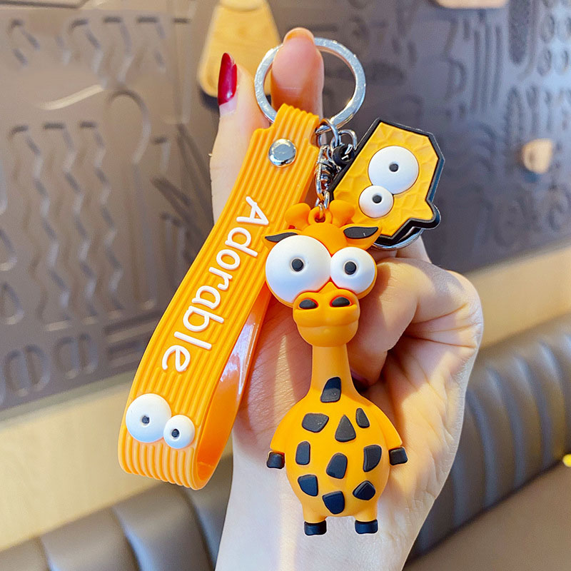 Creative Cartoon Eye Burst Giraffe Keychain Female Cute Fashion