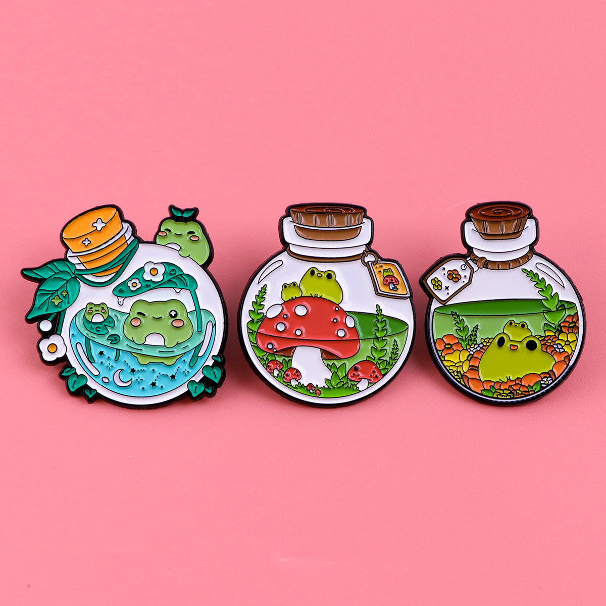 Frog Brooch Cartoon Golden M Badge Clothing Accessories