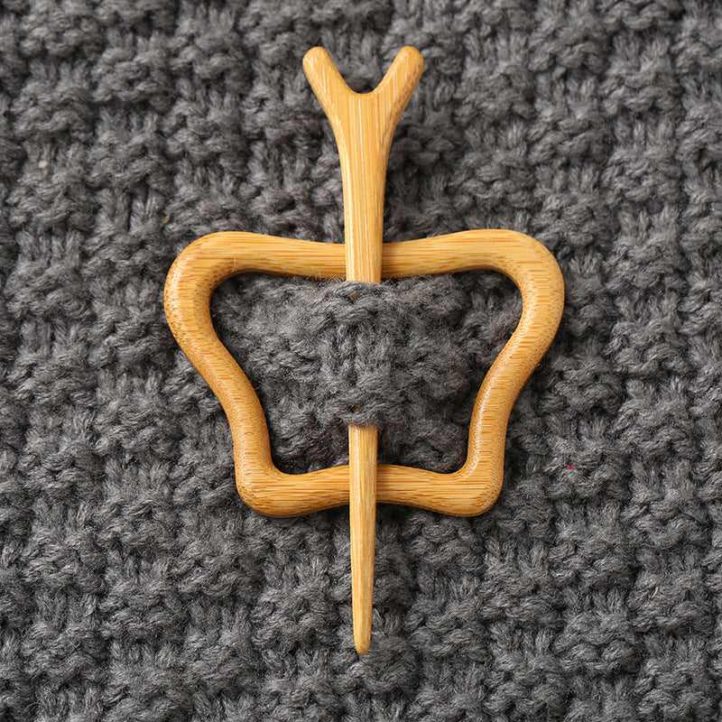 Wooden Animal Carving Brooch Gift