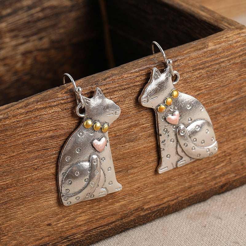 Metal Carved Cat Earring Pendant For Ladies