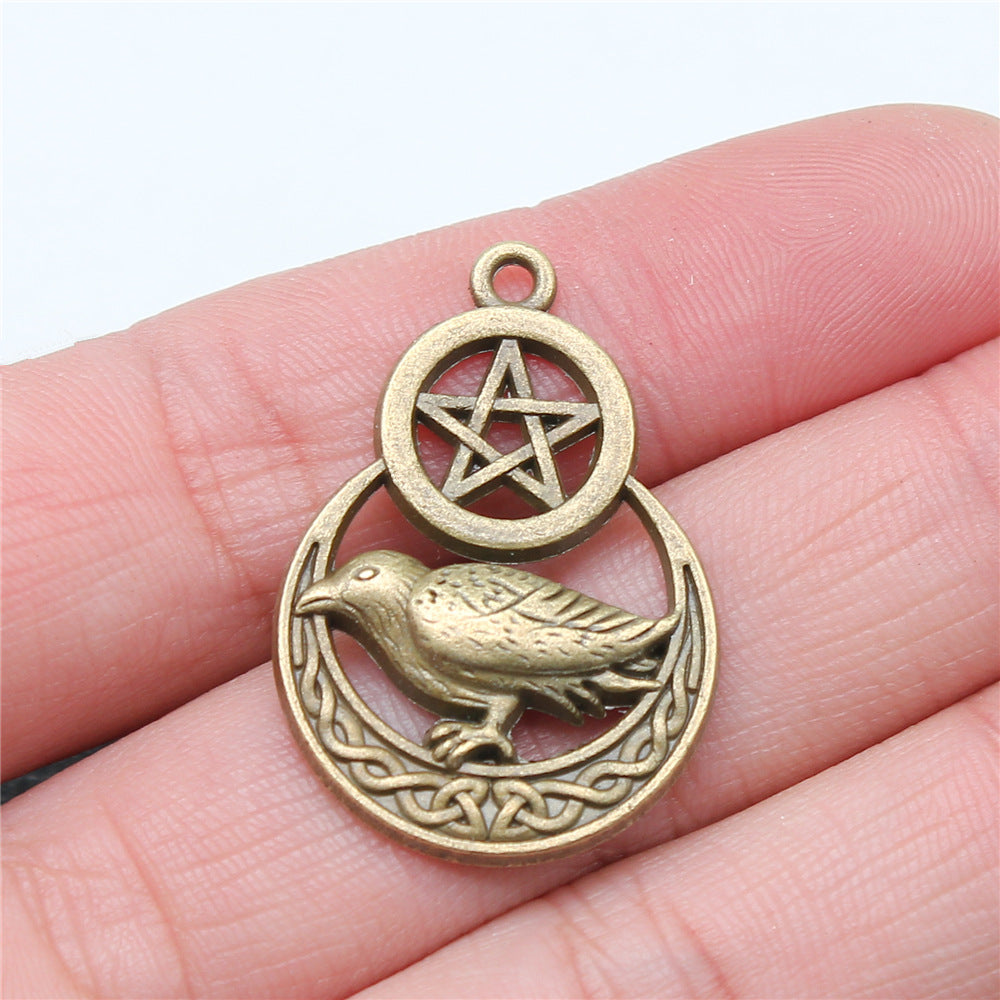 Women's Creative Hip Hop Rock Pentagram Crow Shape Pendant Jewelry Accessories