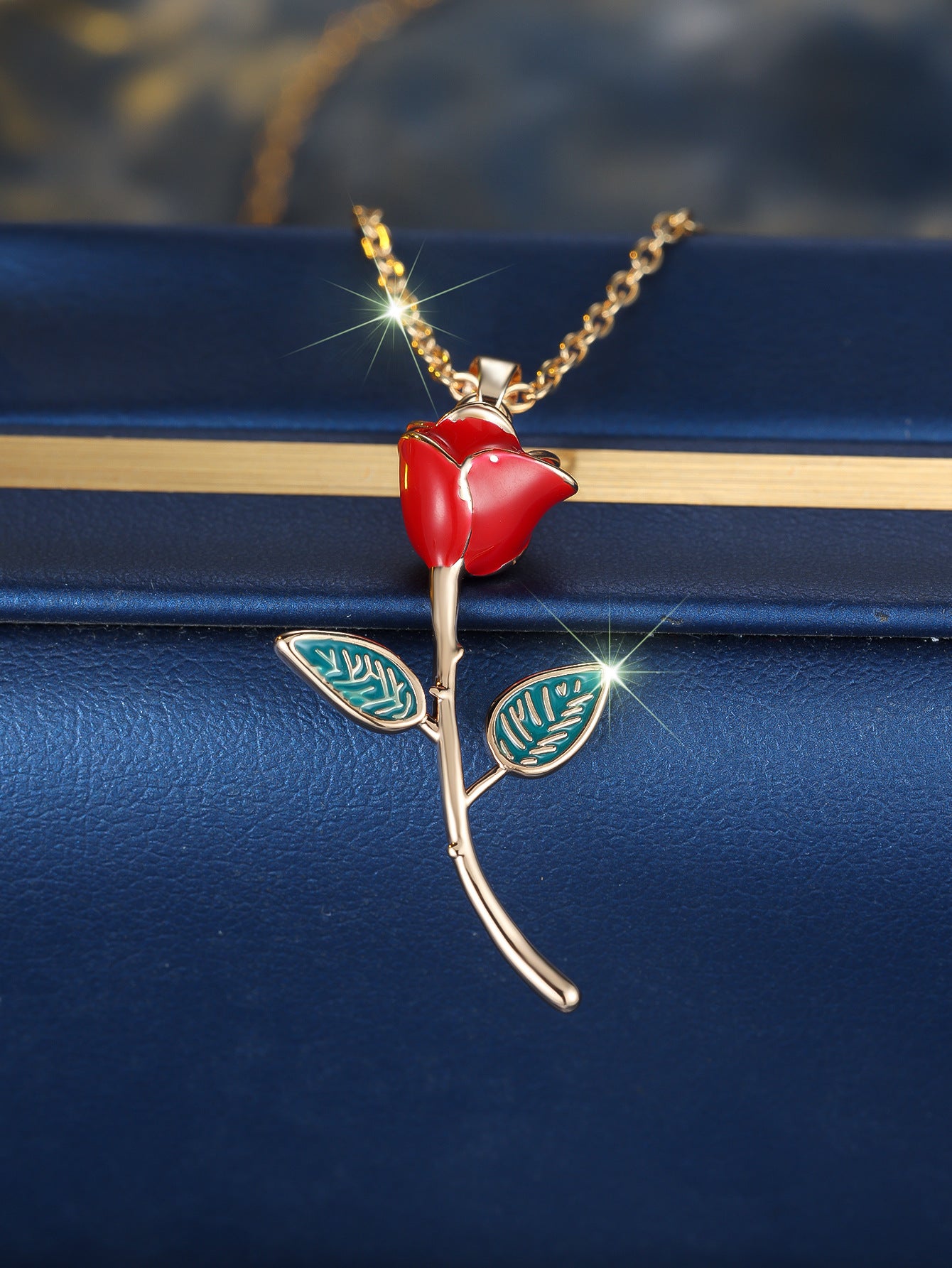 European And American Ins Imitation Champagne Gold Rose Necklace Women's Retro Fashion High-grade Light Luxury Jewelry