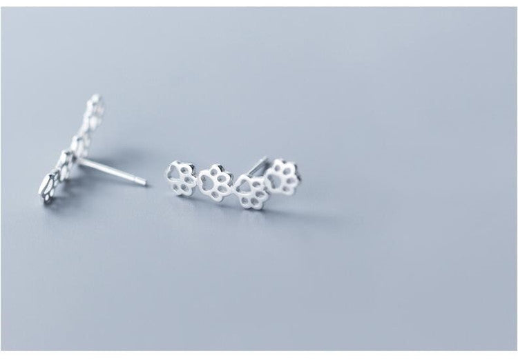 Simple Hollow Out Cat Claw Fashion Animal Earrings