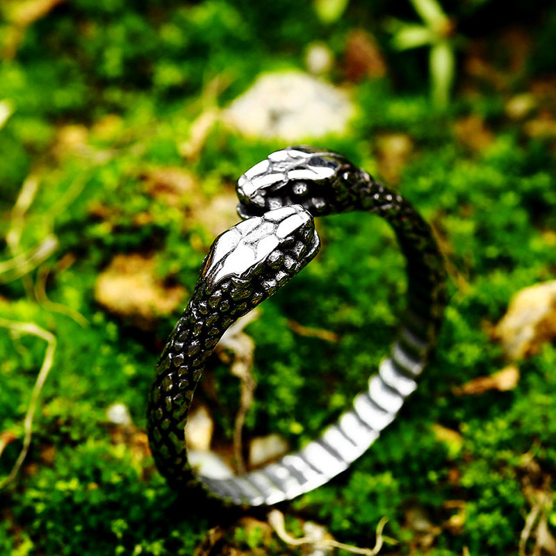 Snake Shaped Retro Domineering Animal Ring