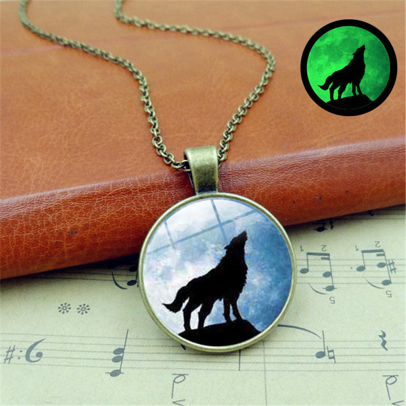Howling Wolf Time Stone Noctilucent Necklace Women's Fashion Creative Pendant Jewelry Cross-border Hot Clavicle Chain